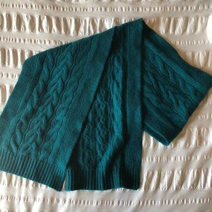 Teal cable knit scarf